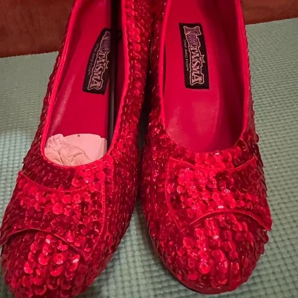 Halloween red Funtasma sequence red shoes size 8 Dorothy - Picture 9 of 10
